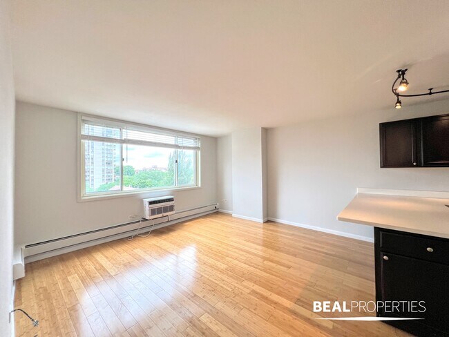 1344 N. Dearborn St.