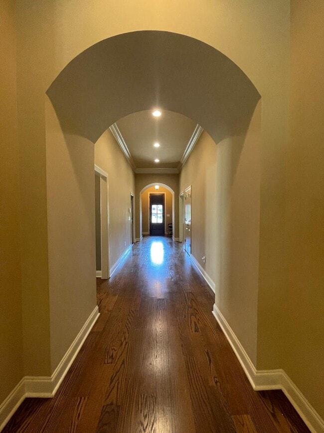 Photo - 764 Oakdale Dr