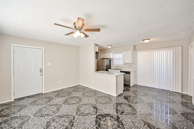 Photo - 8002 Cambridge Cir