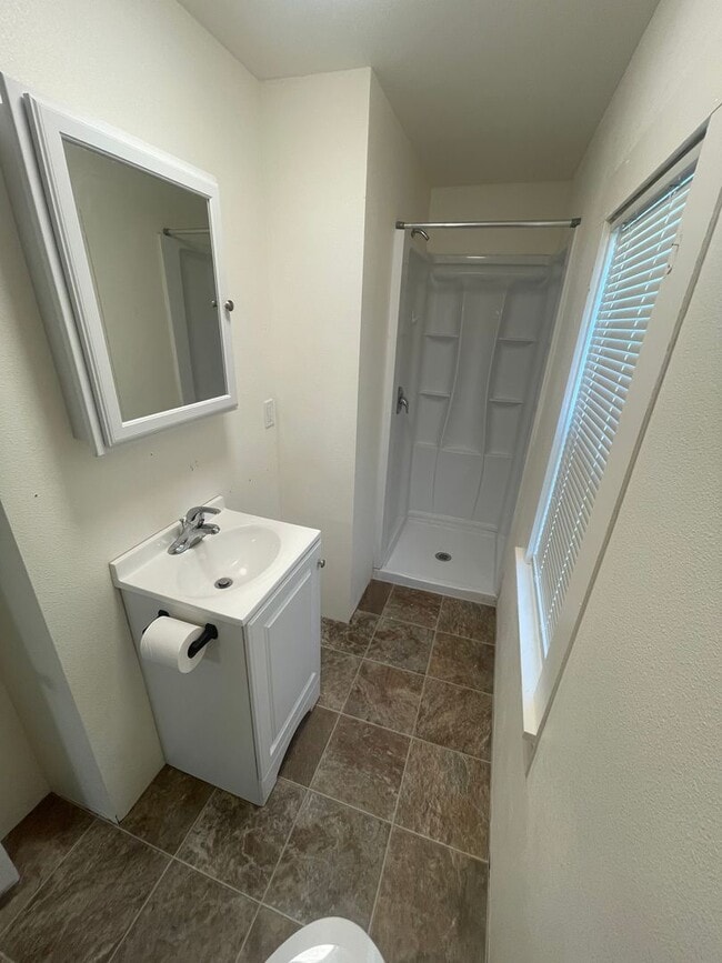 Photo - 530 Grove St Unit #7