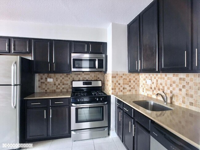 Photo - 3333 Broadway Unit D21C