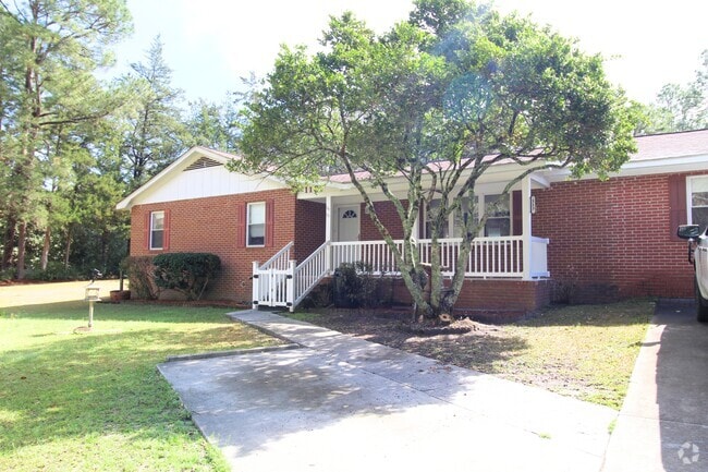Building Photo - 113 West Dr Rental