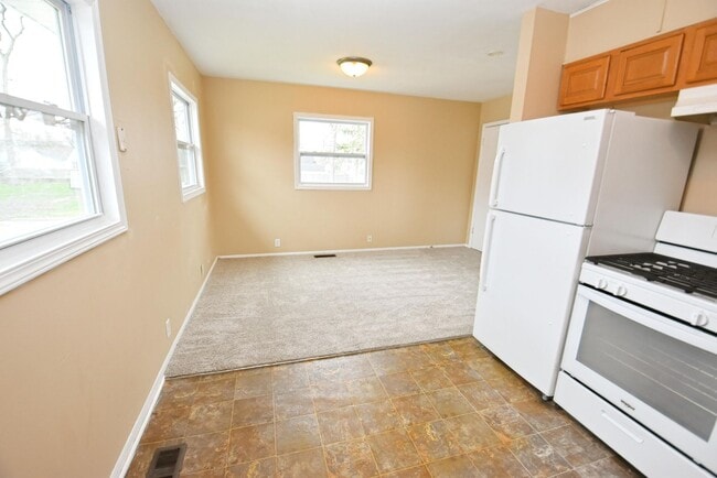 Photo - Remodeled 4 bedroom 2 bath home near Near Notre Dame