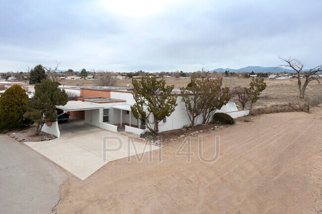 Photo - 708 Western Dr