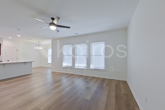 Photo - 110 Hendrix Rd