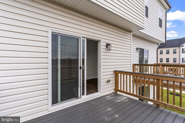 Photo - 7533 Golden Halls Ter