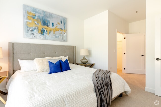 1BR, 1BA - Bedroom