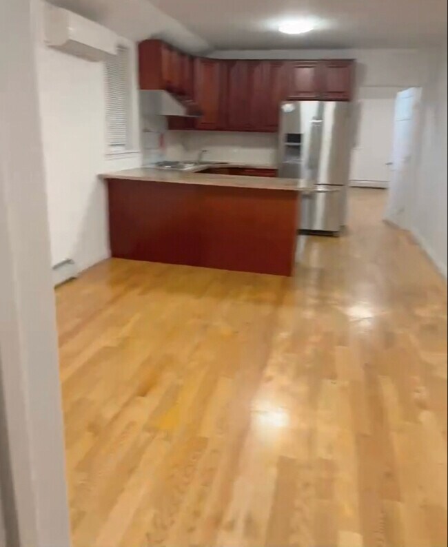 Photo - 9-24 College Point Blvd