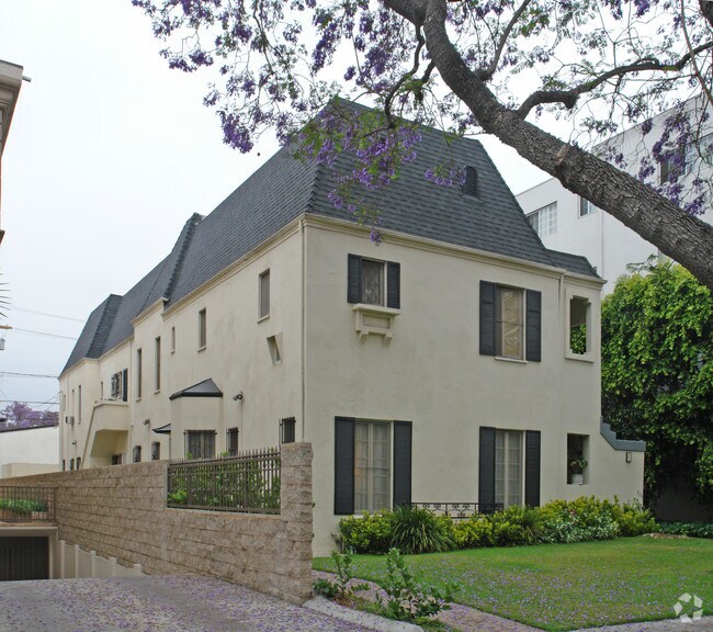 Photo - 336 N Palm Dr