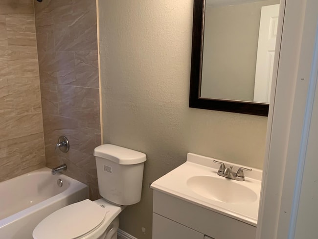 Photo - 767 SW Alachua Ave