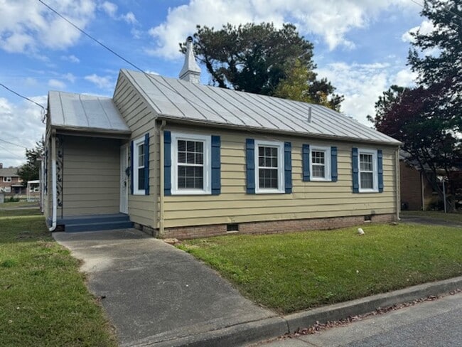 Photo - 701 E Lenoir Ave