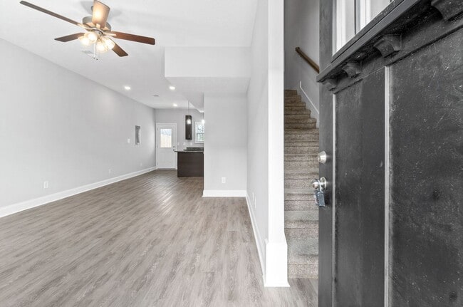 Golf Club Ln - 1625