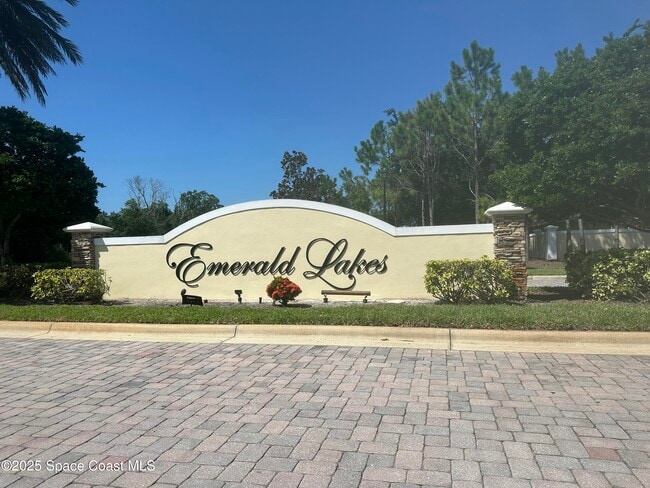 5214 Brilliance Cir