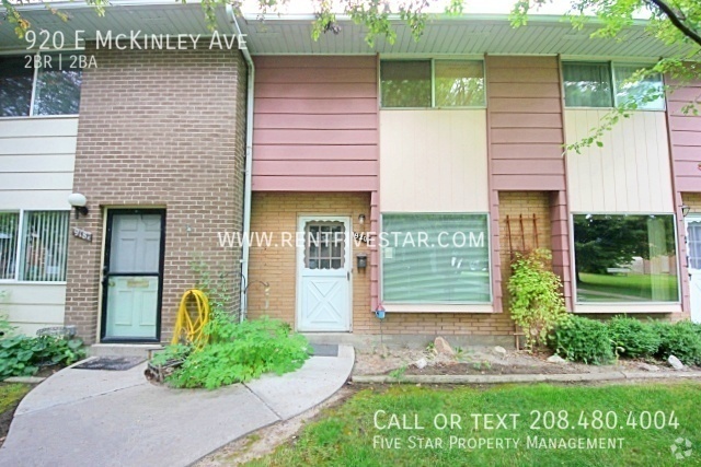 Building Photo - Spacious McKinley Townhome Available! Visi...