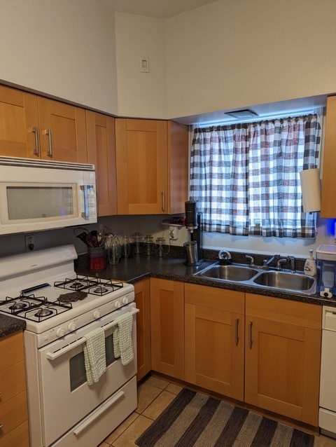 Photo - 2515 Carey Way