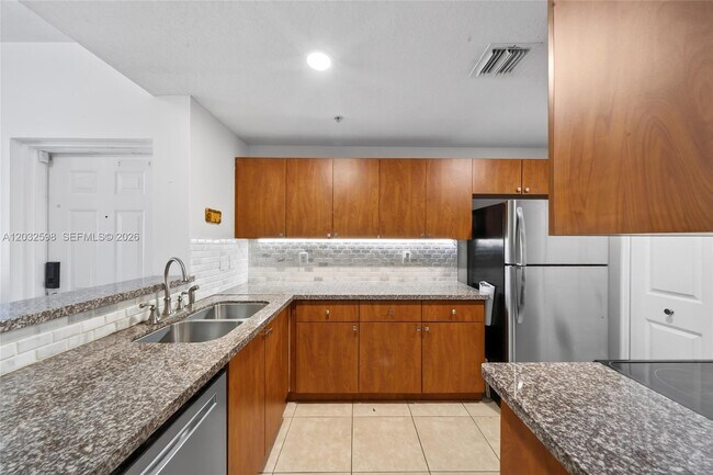 Photo - 6670 NW 114th Ave Unit 602