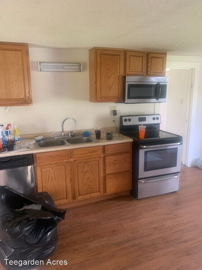 Photo - 3 br, 1 bath House - 4245 State Route 45