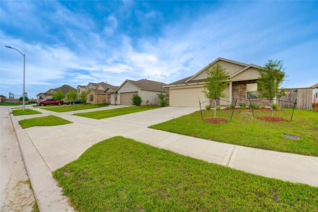 Photo - 3110 Spanish Oak Ln