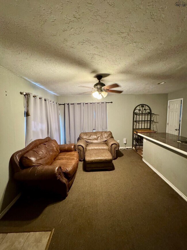 Photo - 2705 Ave D