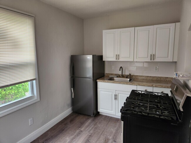 Photo - 401 2nd Ave S Unidad 401