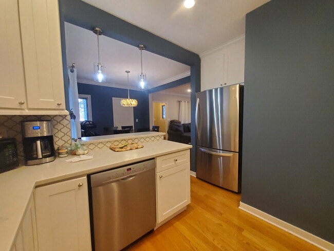 Photo - 1156 Hope St Unit 1