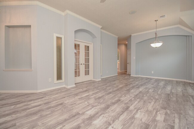 Photo - 4006 Dell Ln