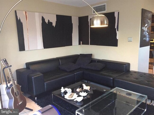 Photo - 1117 New Hampshire Ave NW Unit 9