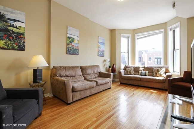 Photo - 1138 W Addison St Unidad 2