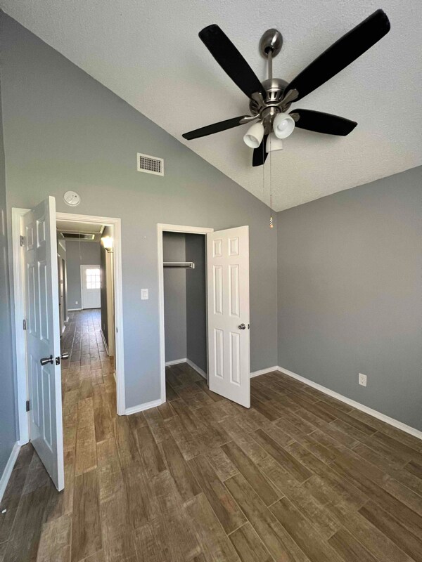 Photo - 2504 Liberty Ln