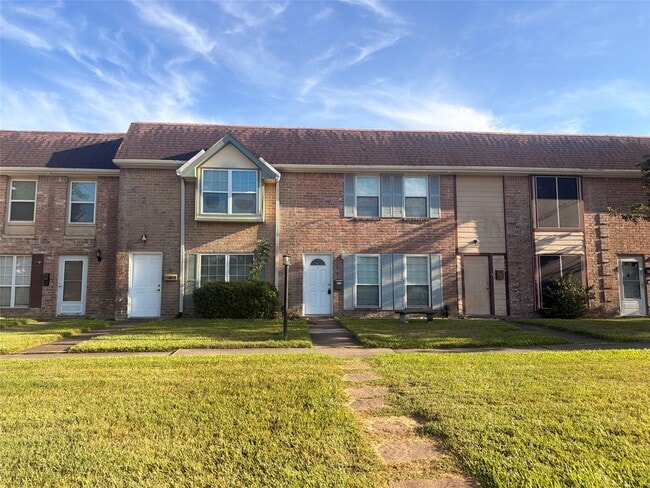 Photo - 4210 Wyatt St Unit 7