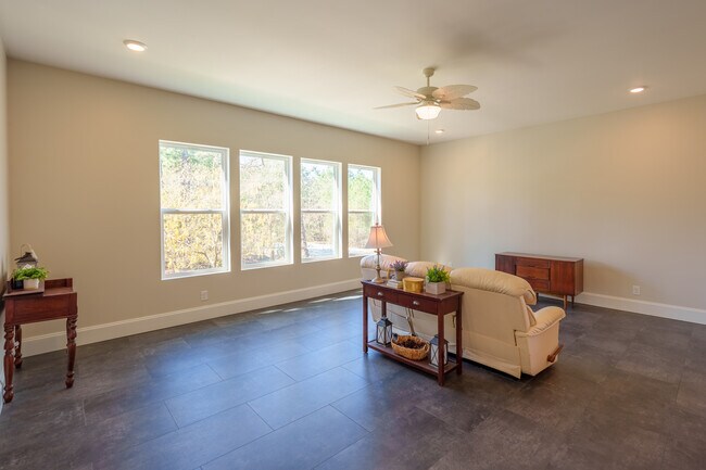 Photo - 60 Madison Dr