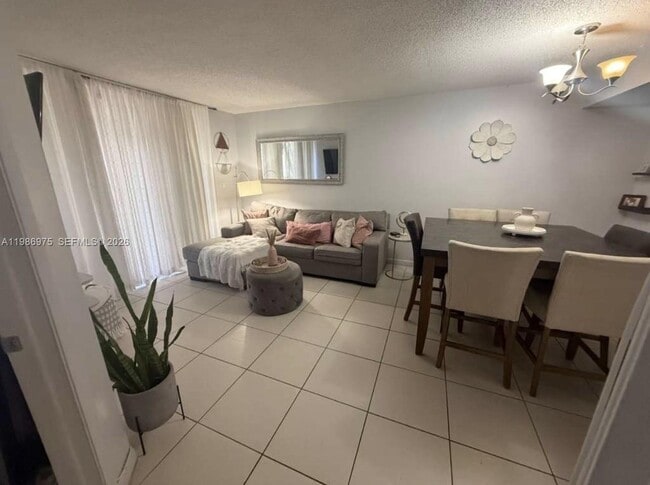 Building Photo - 8275 SW 152nd Ave Unit D-115