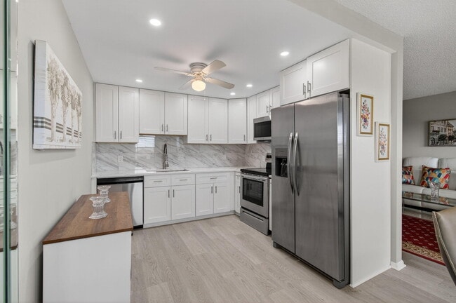 Building Photo - 4003 Wolverton E