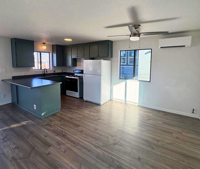 Photo - 1456 Magnolia Ave Unit B