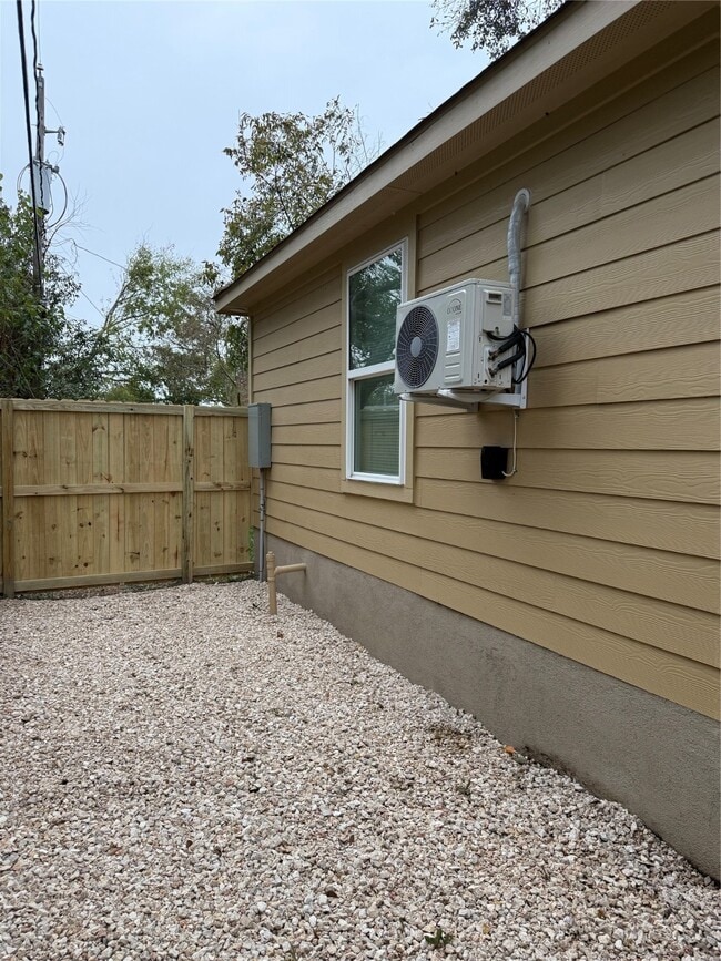 Photo - 534 Sulphur St