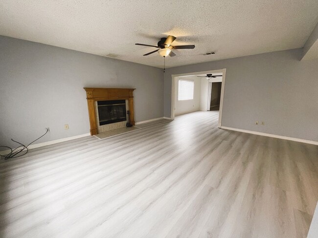 Photo - Perfect Pool House!!