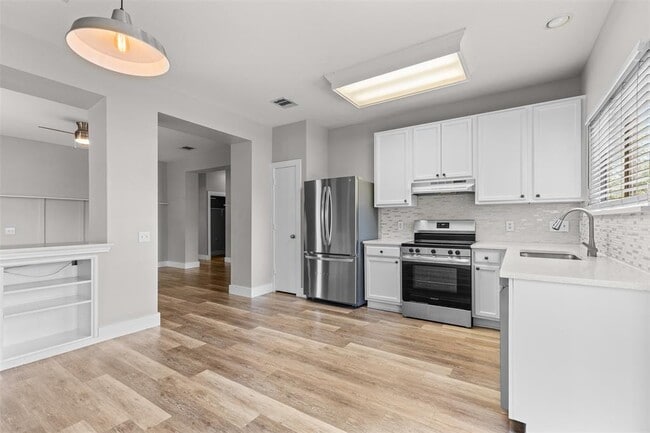 Photo - 5501 S Hearsey Dr
