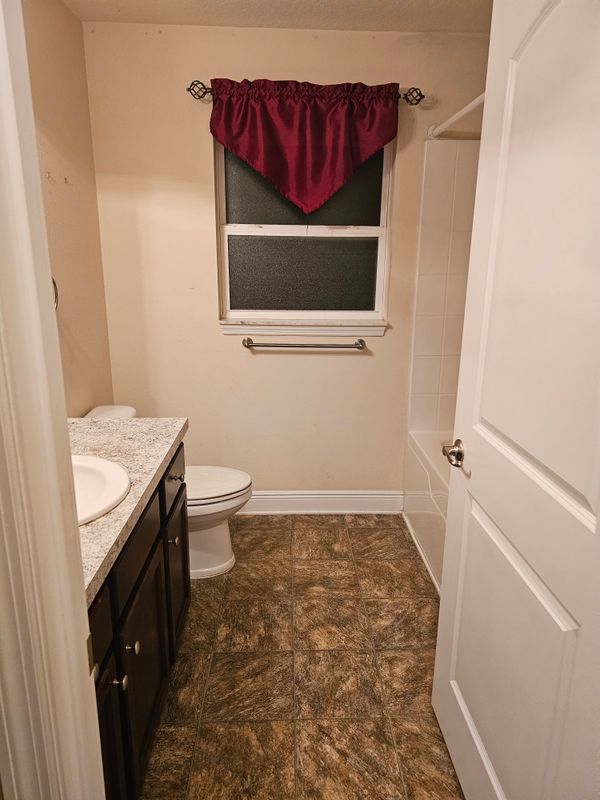 Photo - 1265 Sykes Rd SE