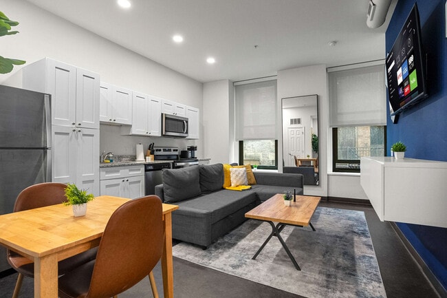 Building Photo - 209 9th St Rental