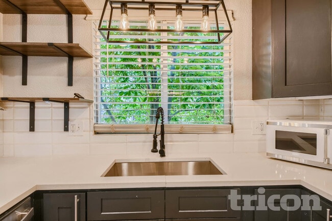 Photo - 2175 E 97th Dr