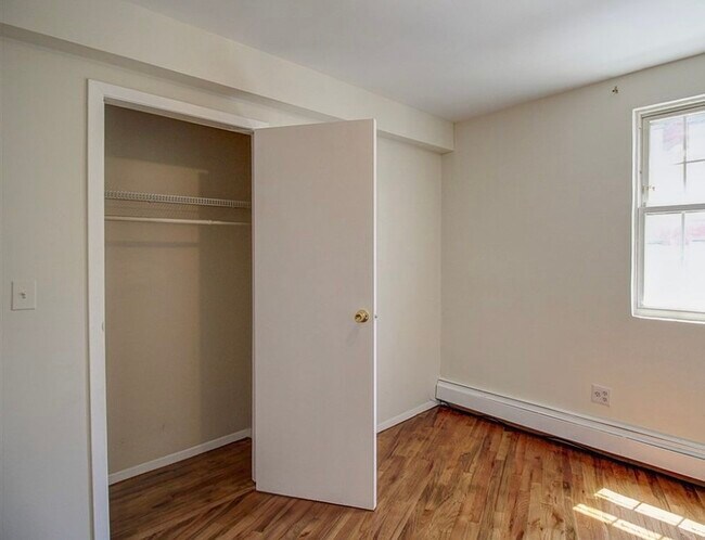 Photo - 1001 Fulton St Unidad 2