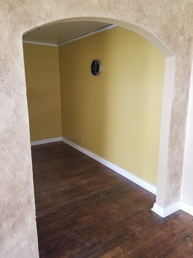 Downtown Dallas Duplex Rental For Rent in Dallas, TX