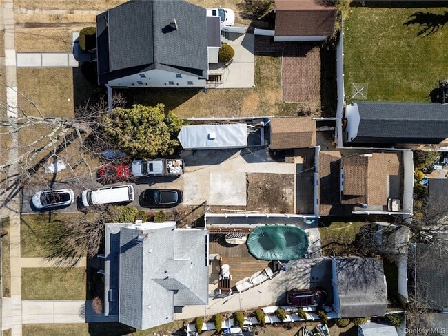 Photo - 237 Porterfield Pl