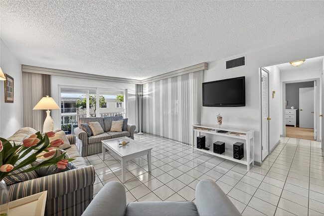 Photo - 6417 Bay Club Dr Unit 3