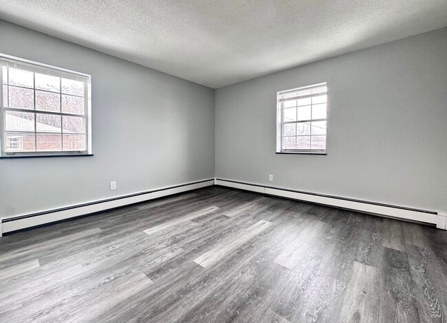 Silver Lake Apartments
