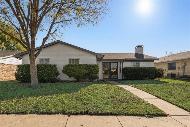 Building Photo - 2218 Meadowglen Dr