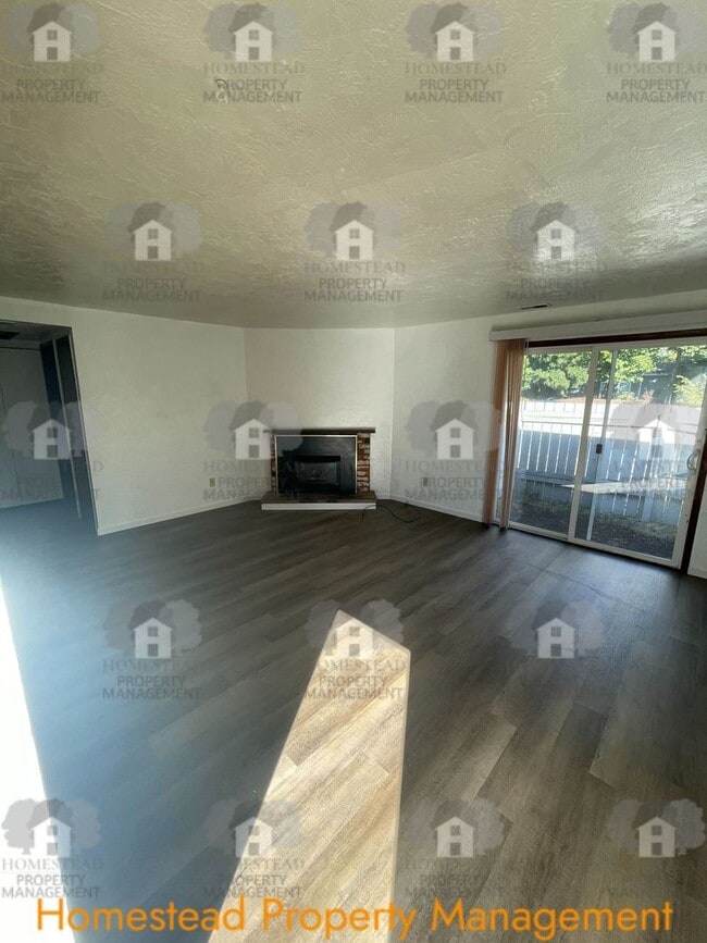 Photo - 2691-2693 18th Ave SE