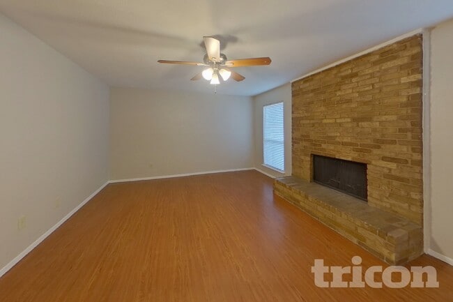 Photo - 1226 Meadow Creek Dr