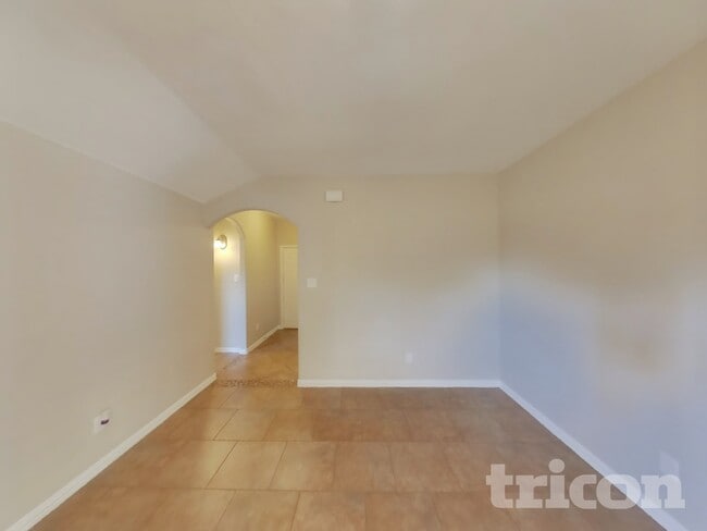 Photo - 8617 Silverbell Ln