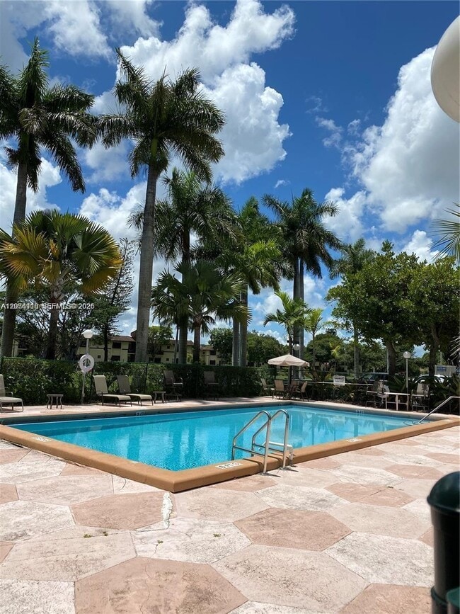 7900 Camino Cir Unit 403